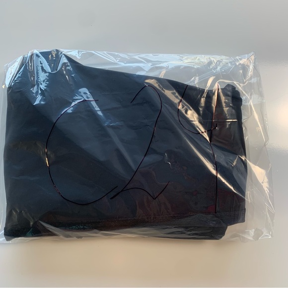 NWOT Lululemon Align High Rise Legging Velvet size 2 - Picture 13 of 13